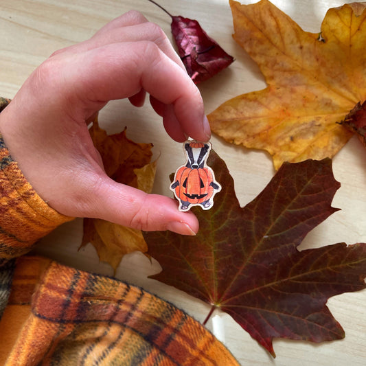 Pumpkin Badger Halloween Pin